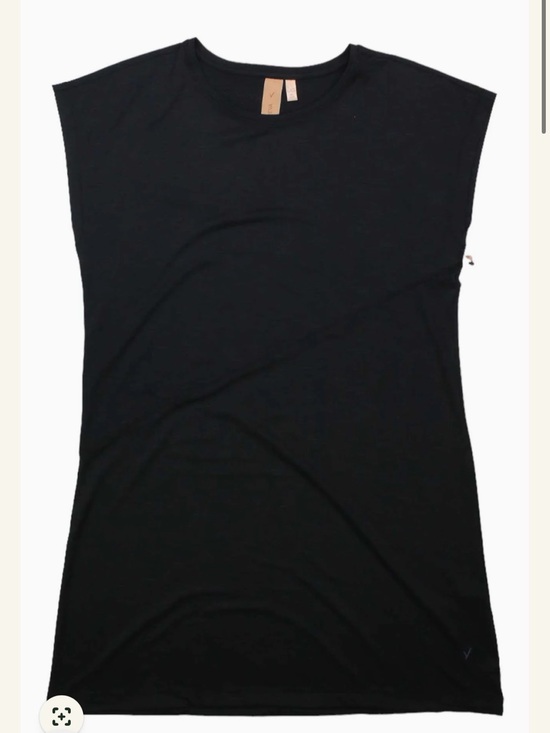 Indyeva Dresses & Skirts - INDYEVA Black Vivaz Asymmetrical Seam Cap Sleeve Tee Dress